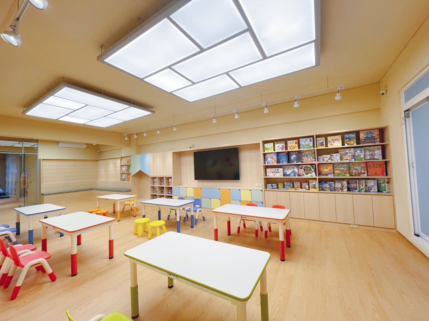 Tigerfamily - 明誠門市